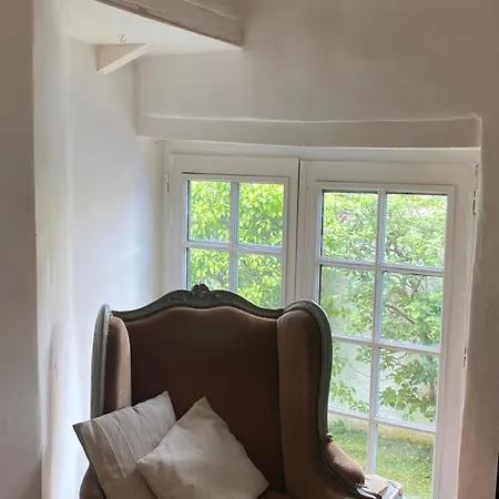 Un Veritable A 40km De Paris Holiday home Luzarches
