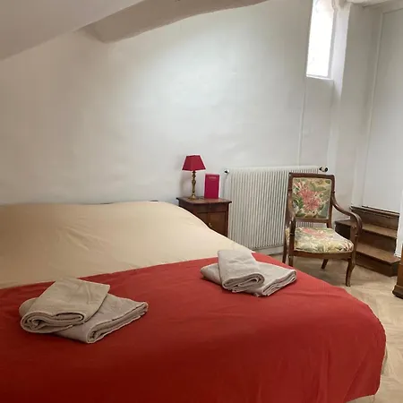 Un Veritable A 40km De Paris Holiday home Luzarches